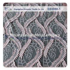 China 130CM Breite gestickte Baumwolle des Spitze-Gewebe-70% des Nylon-30% für Hochzeits-Kleid fournisseur