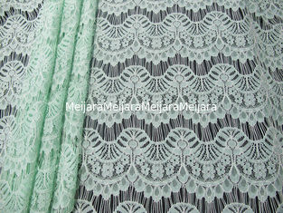 China Nettes ausgebogtes Zutatenbaumwollnylonspitze-Gewebe-Rayon für Hochzeits-Kleid SYD-0011 fournisseur