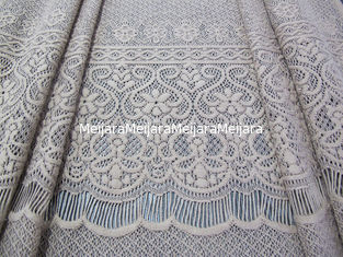 China Graue Wimper gestrickte Baumwolldehnbares Spitze-Nylongewebe-starke Blume für Dame Dress fournisseur