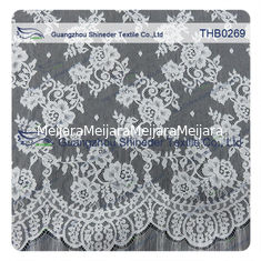 China Unzählige Blumen 3*1.5m sortieren 100% Nylon Chantilly-Spitzegewebe für Hochzeitskleid fournisseur