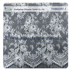 China Lichtc$zwei-töne Farb-Polyester u. Nylon Chantilly-Spitze für die Heirat u. Kleiderkleid fournisseur