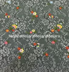 China Kleine Blumenbasis auf schönem ausgebogtem umrandetem Blumennylon stickte Spitze-Gewebe fournisseur