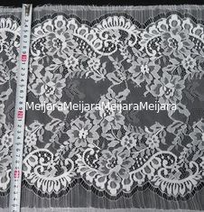 China Nylonösen-Spitze-Ordnung, Blumenkammuschel-Brautspitze für Abend-Kleid fournisseur