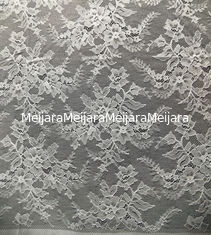 China Blumen-Entwurfs-Muster-Nylon geschnürtes Jacquardwebstuhl-Spitze-Gewebe durch das Yard fournisseur