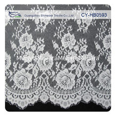 China Nylonspitze-Gewebe Chantily für Brautkleider, ausgebogtes Blumenspitze-Gewebe fournisseur
