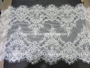 China Schöne 44cm kurze Kord-Wimper-Spitze-Ordnung/stickte Spitze-Gewebe fournisseur