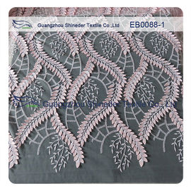 130CM Breite gestickte Baumwolle des Spitze-Gewebe-70% des Nylon-30% für Hochzeits-Kleid fournisseur