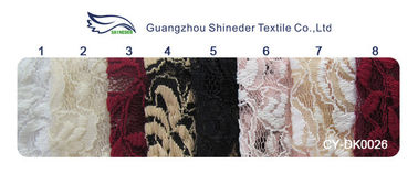 Baumwollespandex-Polyester-dehnbares Spitze-Gewebe mit Masche gestrickter Blumen-Spitze fournisseur