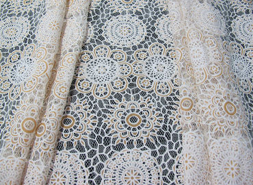 Weißes Baumwoll-Polyester-Spitze-Gewebe starke geometrische Burnout-Spitze für Kleiderdekoration (CY-DK0023) fournisseur