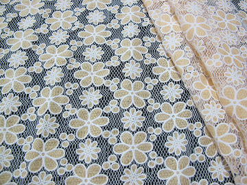 Druckbaumwollreizend Polyester-Spitze-Gewebe mit ganz vorbei Spitze für Dame Garment (CY-DK0021) fournisseur