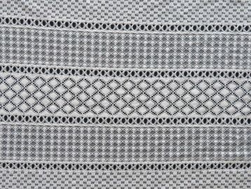 Dreieck-Punkt-Kreis durchlöchert nylon&amp;Polyamide und Baumwollfaser für Kleid fournisseur