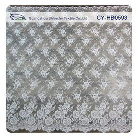 Nylonspitze-Gewebe Chantily für Brautkleider, ausgebogtes Blumenspitze-Gewebe fournisseur